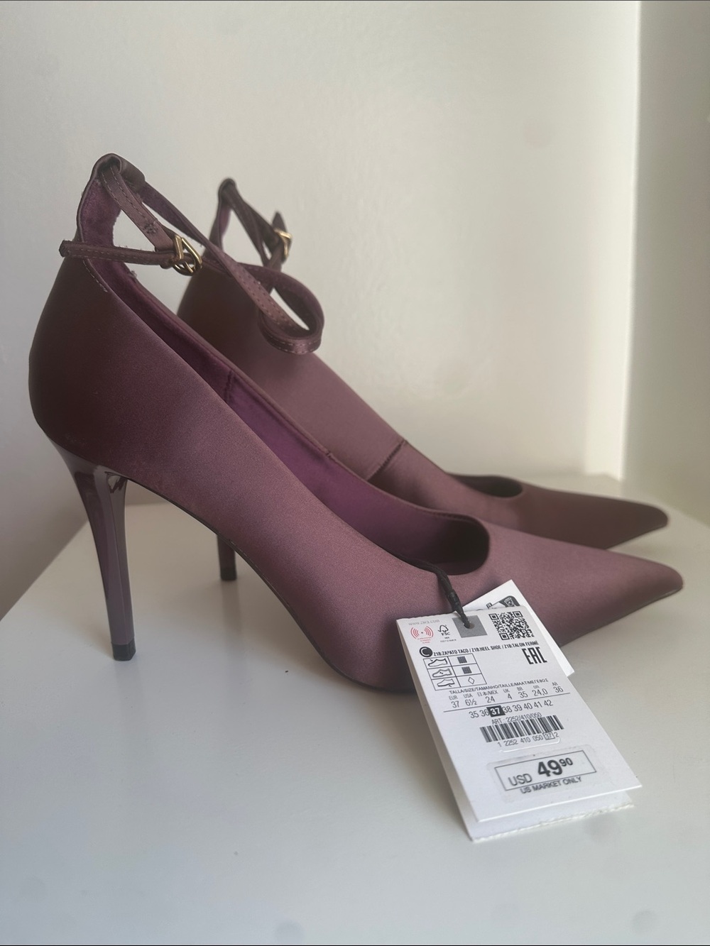 Zara Women's Plum Satin Pointed-Toe Ankle-Strap Heel